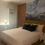 Terrazzo 44 *